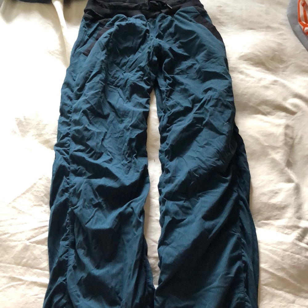 Lulu cargo pants